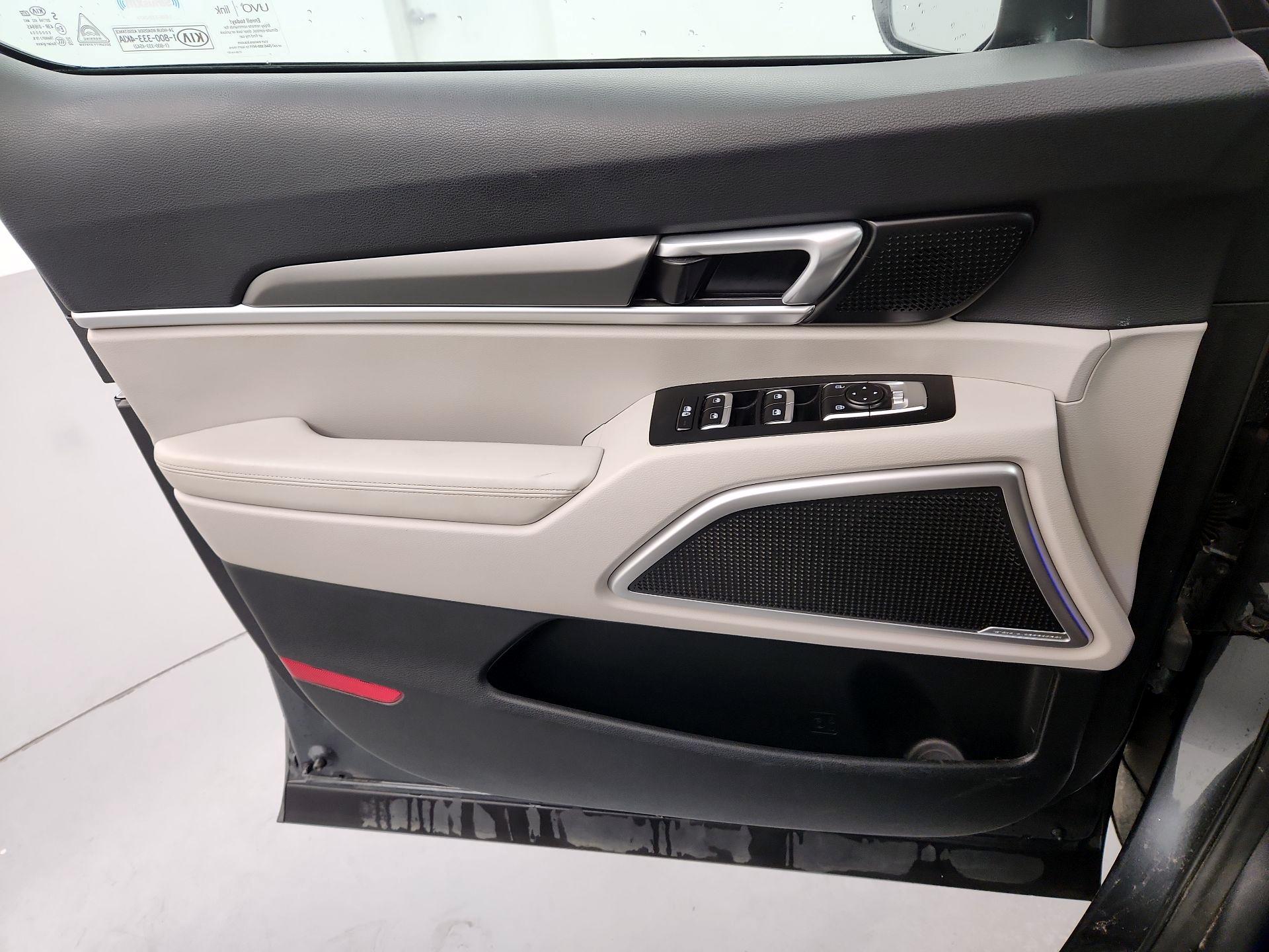 Thumbnail: 2020 Kia Telluride - 12