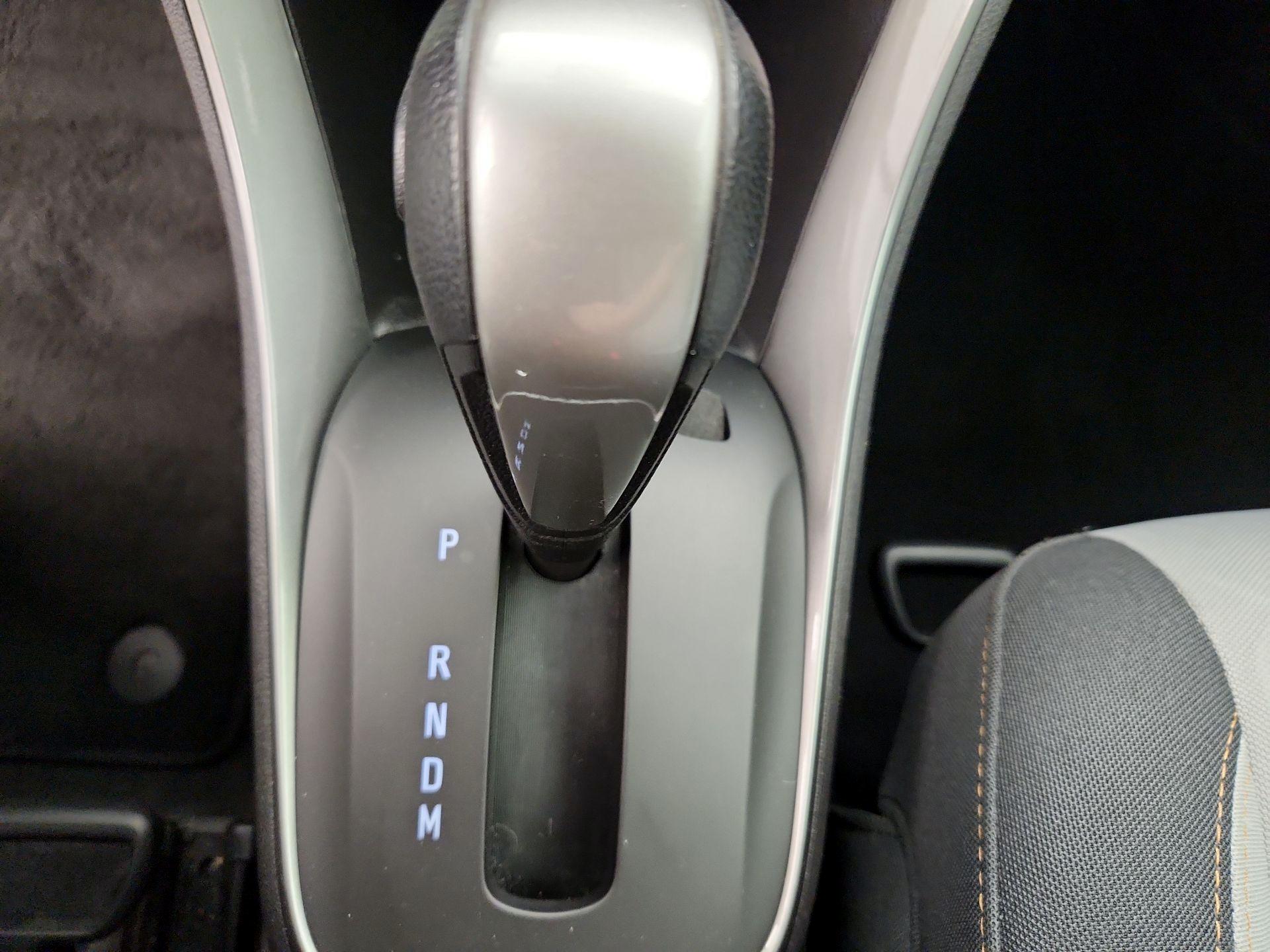 Thumbnail: 2017 Chevrolet Trax - 17