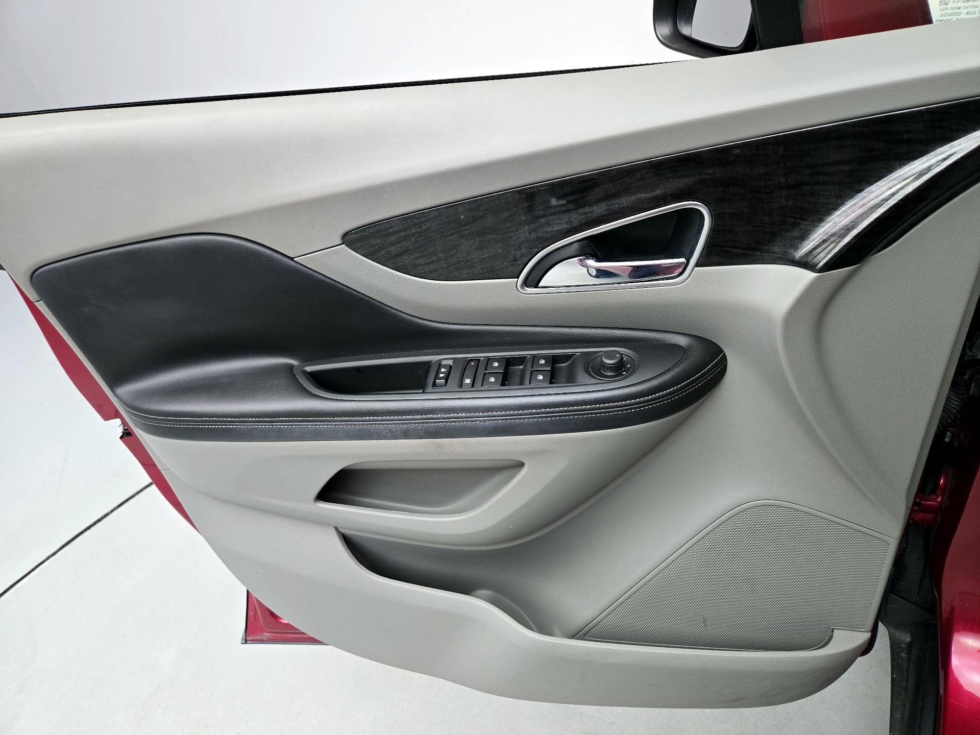 Thumbnail: 2015 Buick Encore - 12