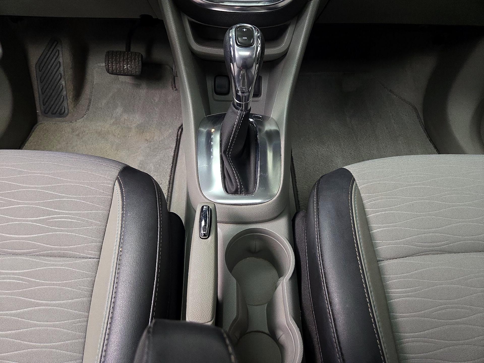 Thumbnail: 2015 Buick Encore - 18