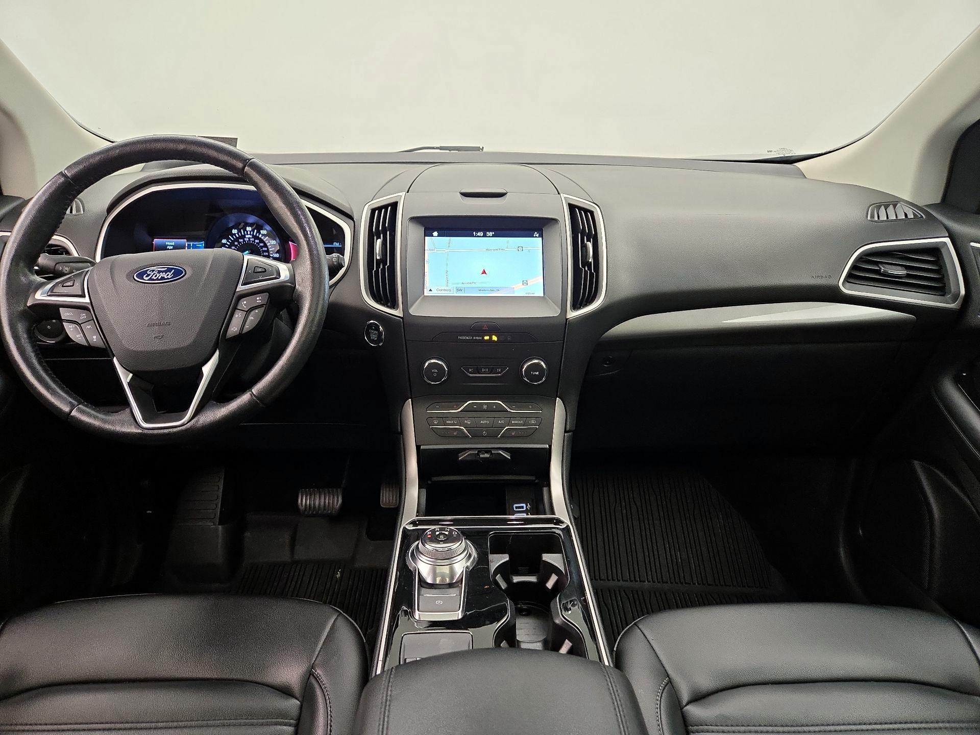 Thumbnail: 2019 Ford Edge - 9