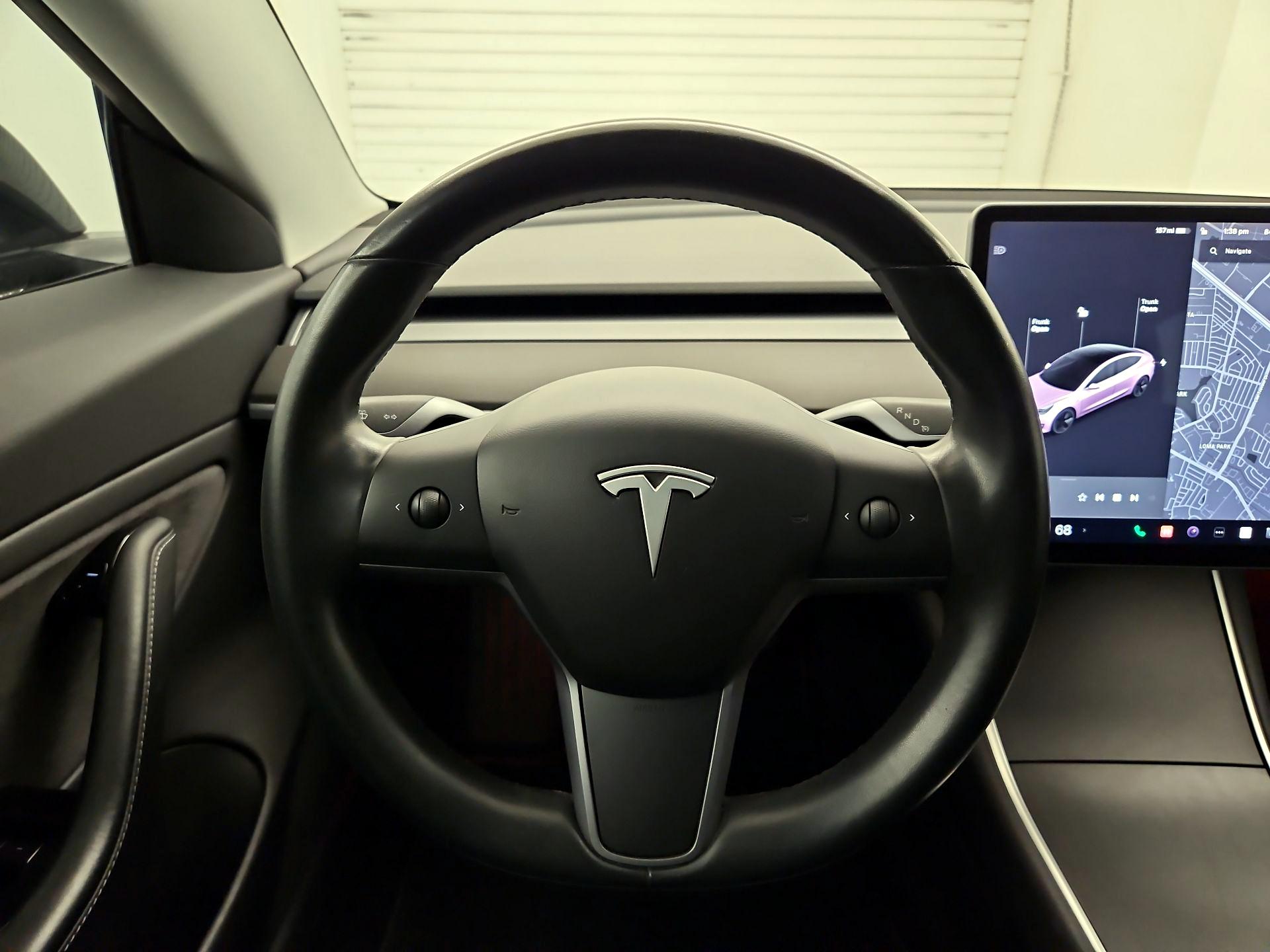 Thumbnail: 2018 Tesla Model 3 - 10