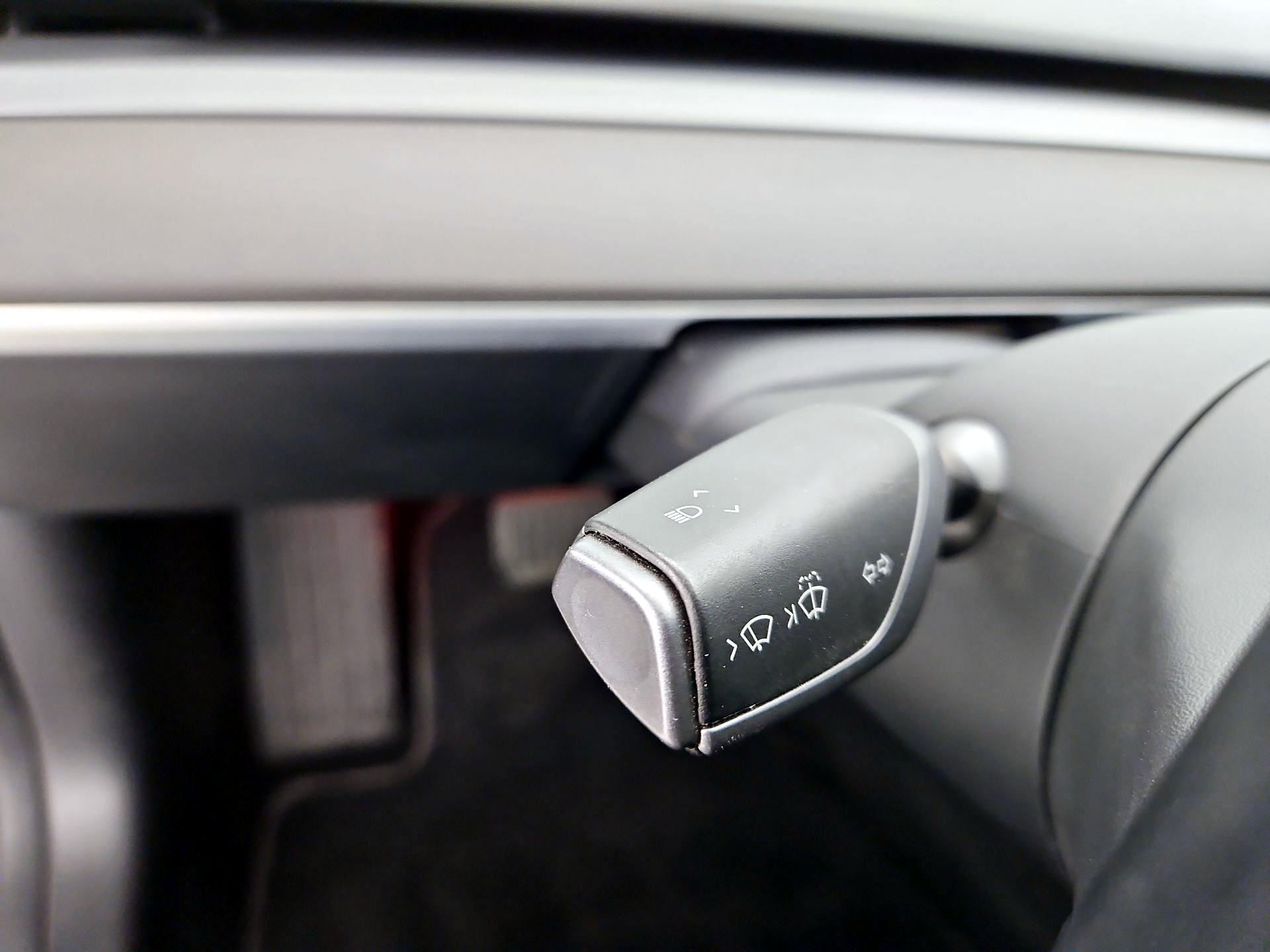 Thumbnail: 2018 Tesla Model 3 - 13