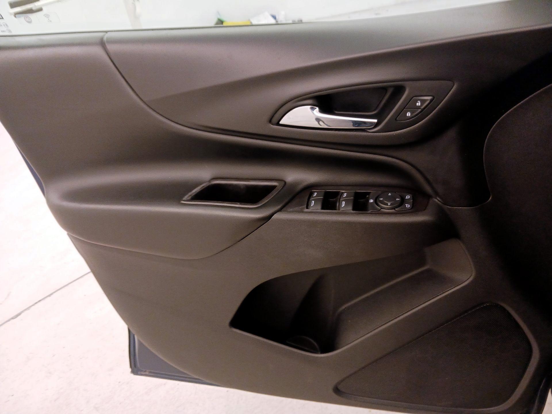 Thumbnail: 2021 Chevrolet Equinox - 12