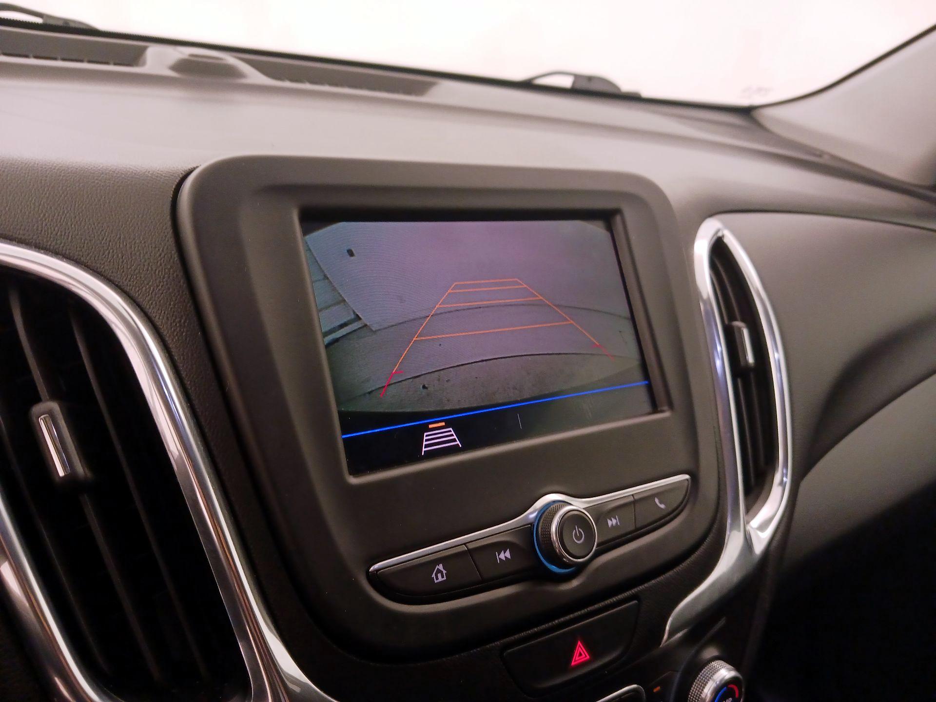 Thumbnail: 2021 Chevrolet Equinox - 14