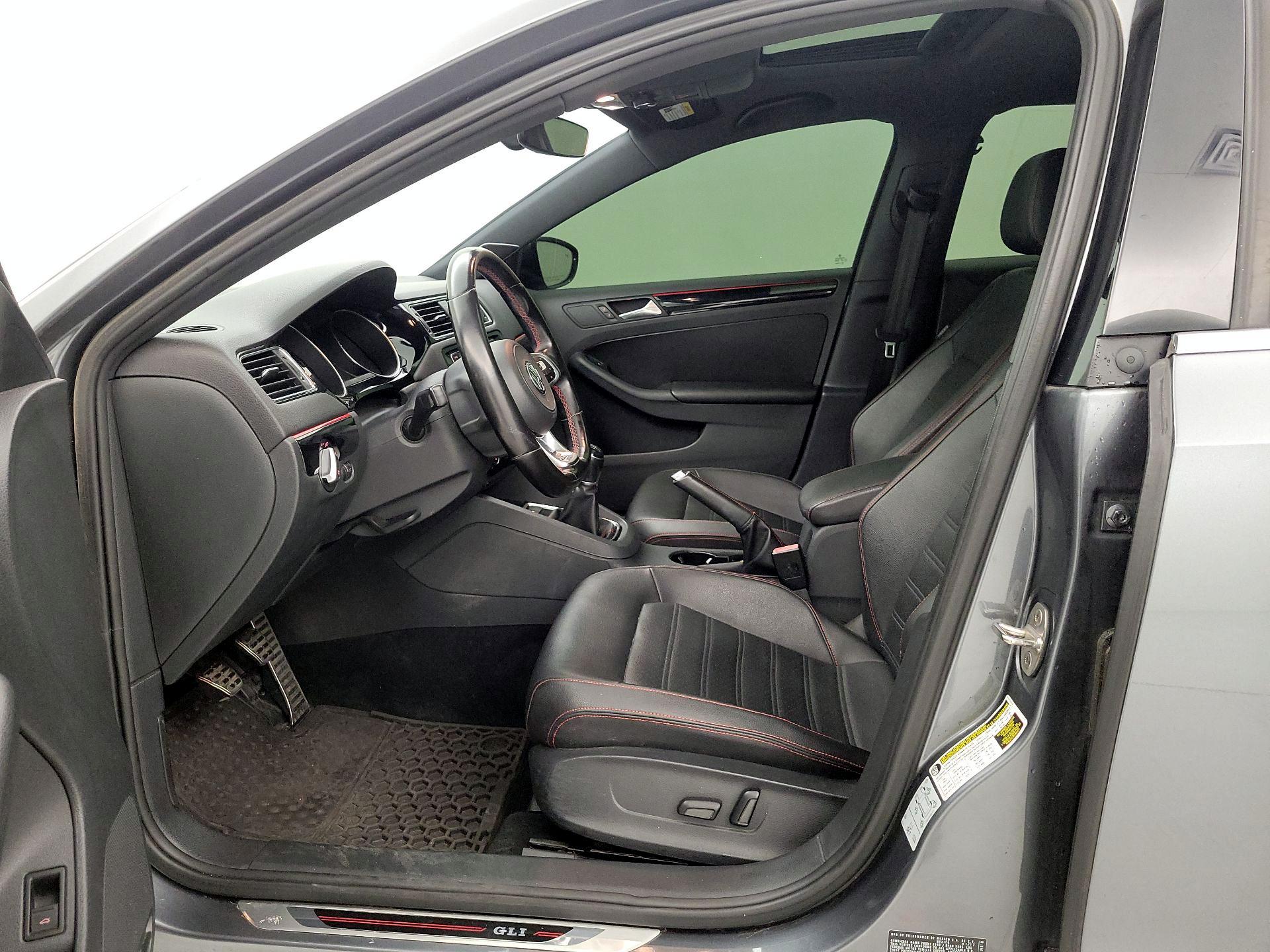 Thumbnail: 2017 Volkswagen Jetta - 11