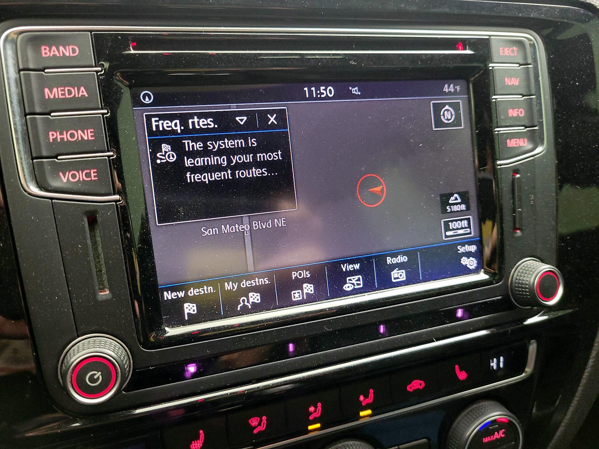 Thumbnail: 2017 Volkswagen Jetta - 14