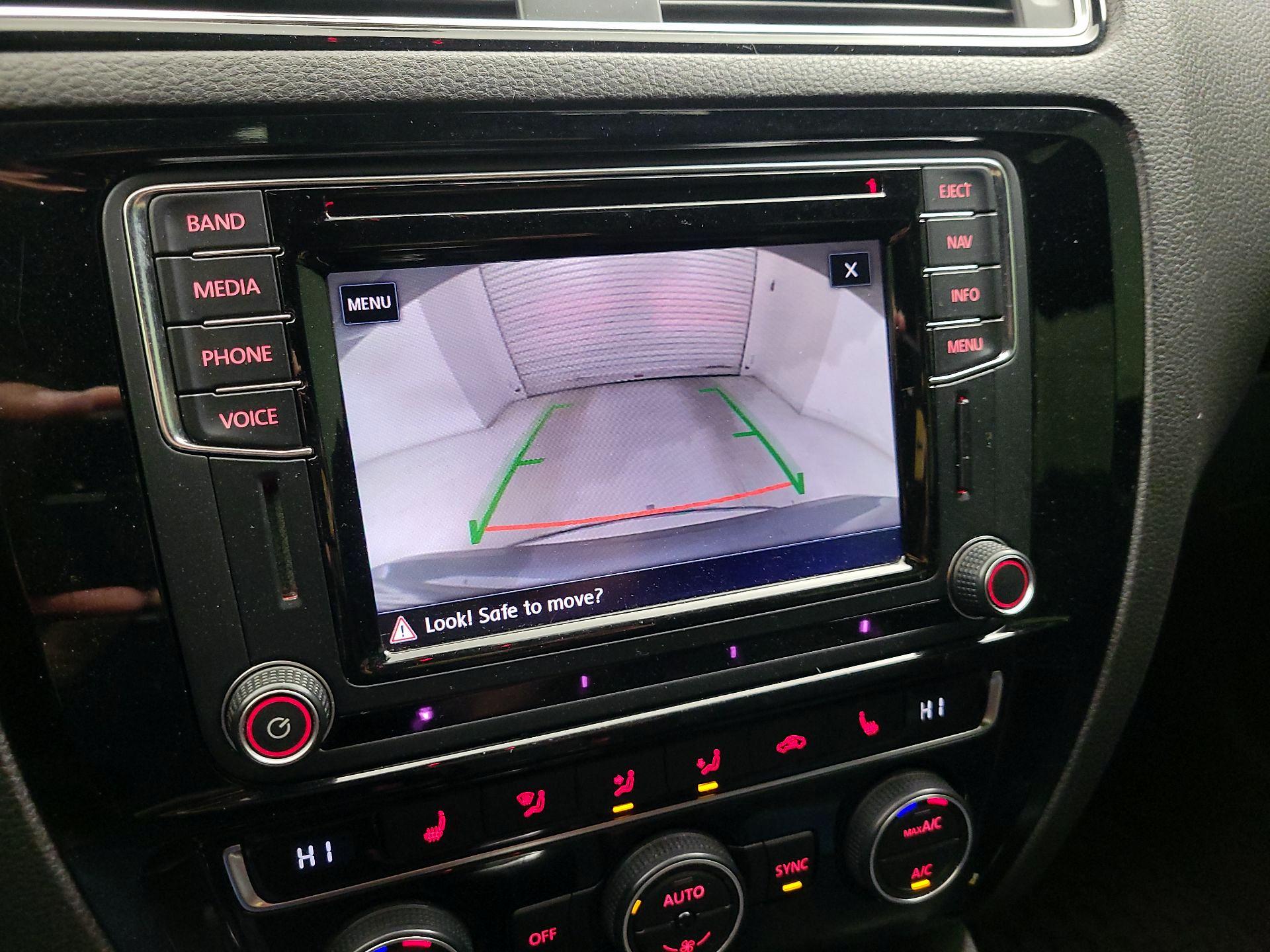 Thumbnail: 2017 Volkswagen Jetta - 15