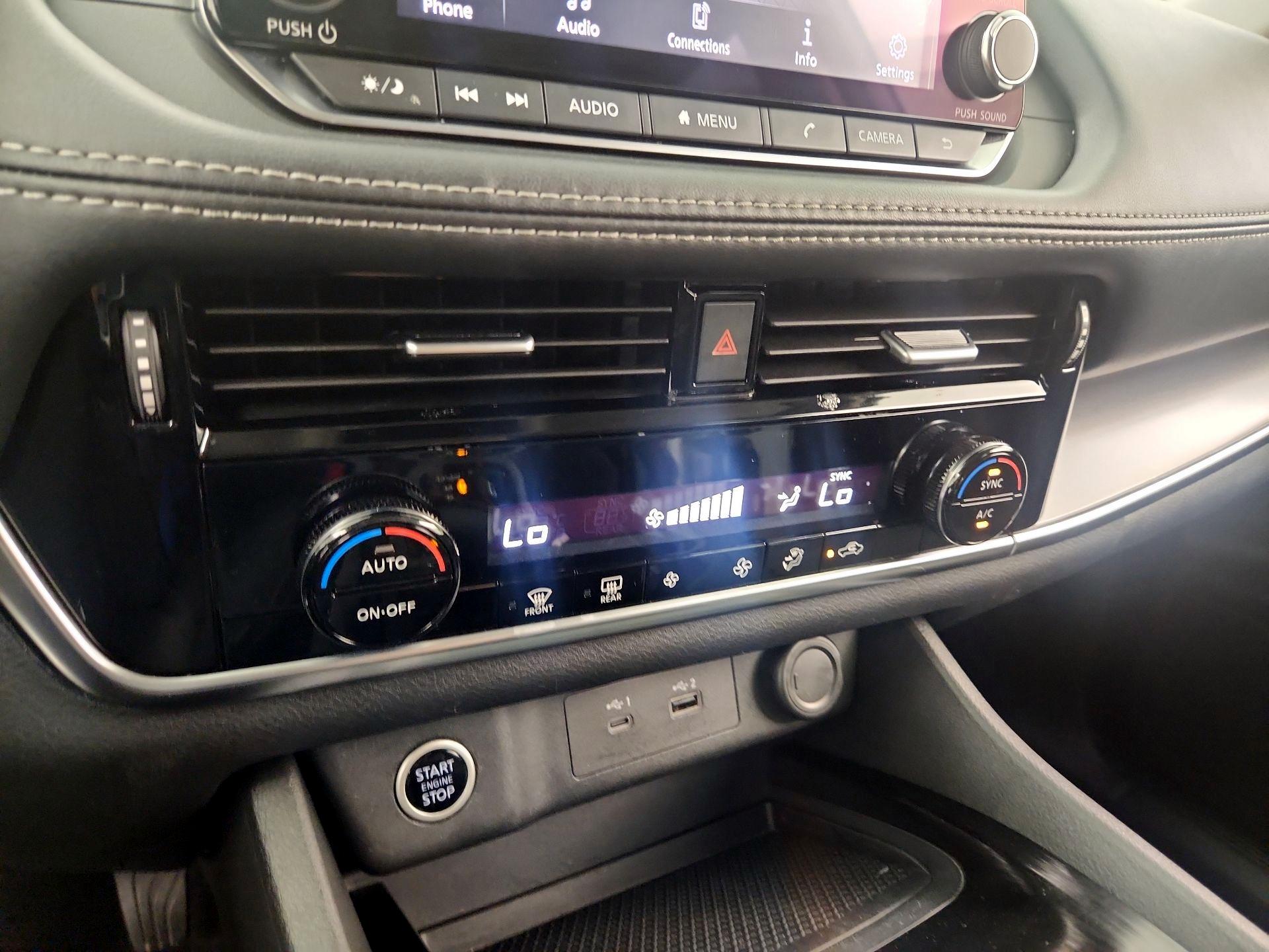 Thumbnail: 2021 Nissan Rogue - 16