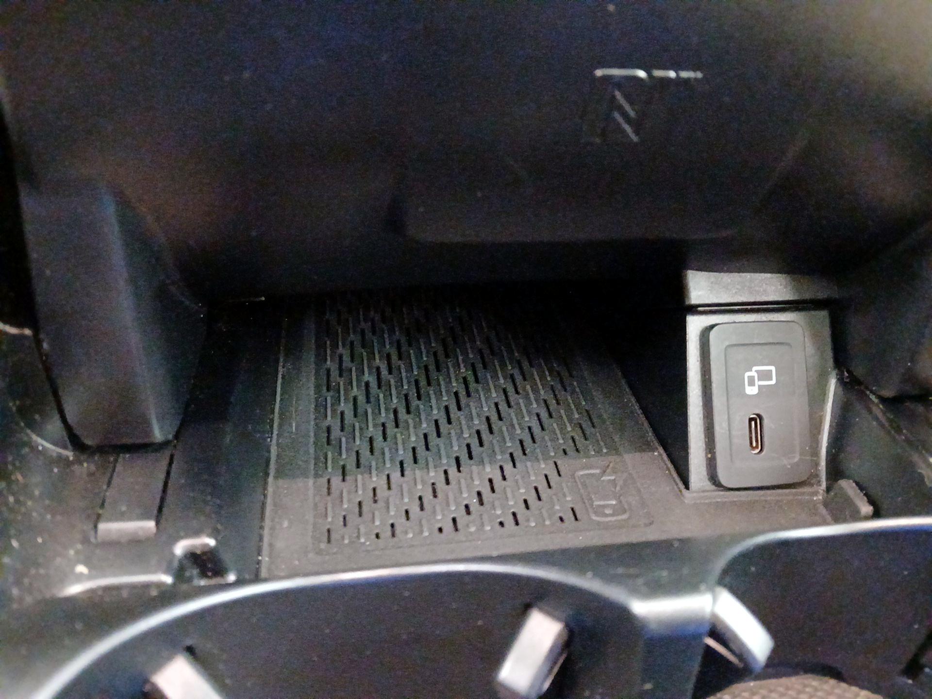 Thumbnail: 2020 Mercedes-Benz GLC - 18