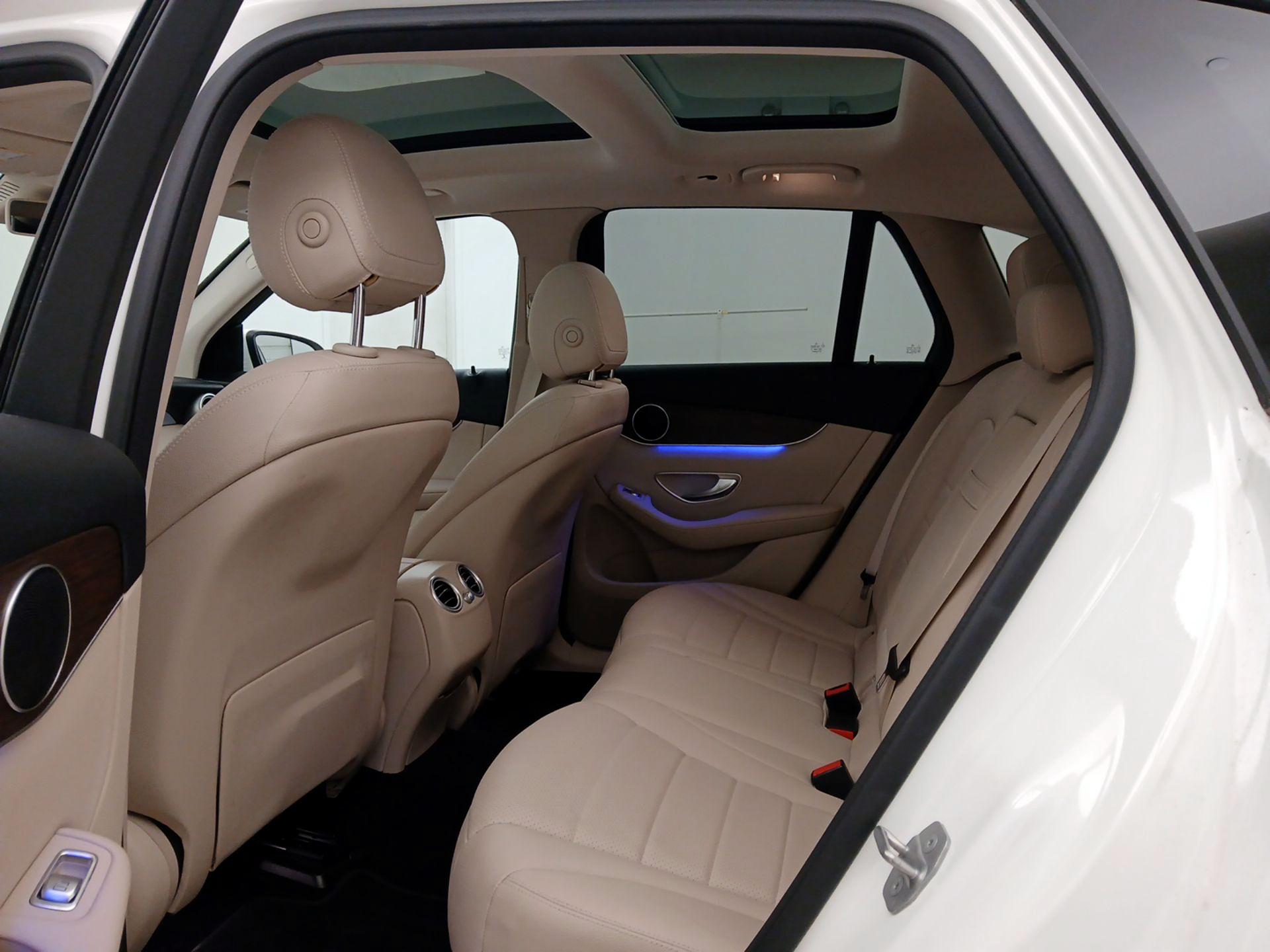 Thumbnail: 2020 Mercedes-Benz GLC - 20