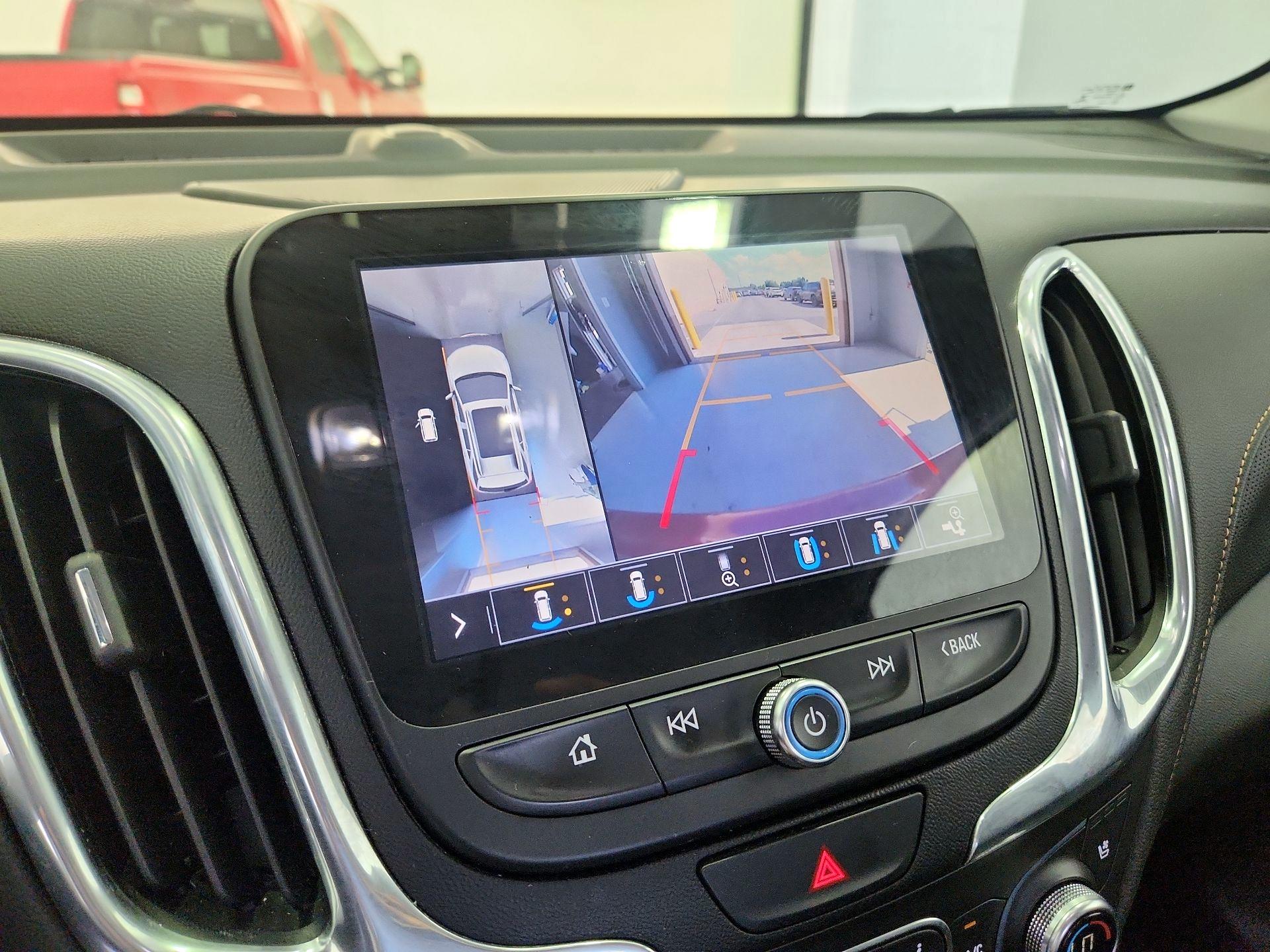 Thumbnail: 2019 Chevrolet Equinox - 14
