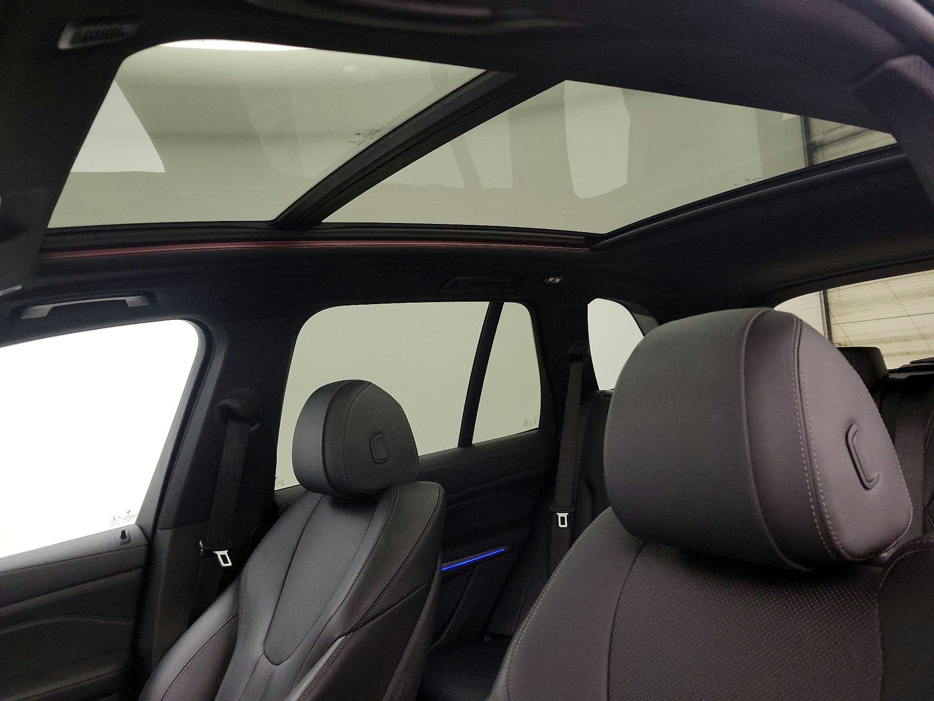 Thumbnail: 2020 BMW X5 - 20