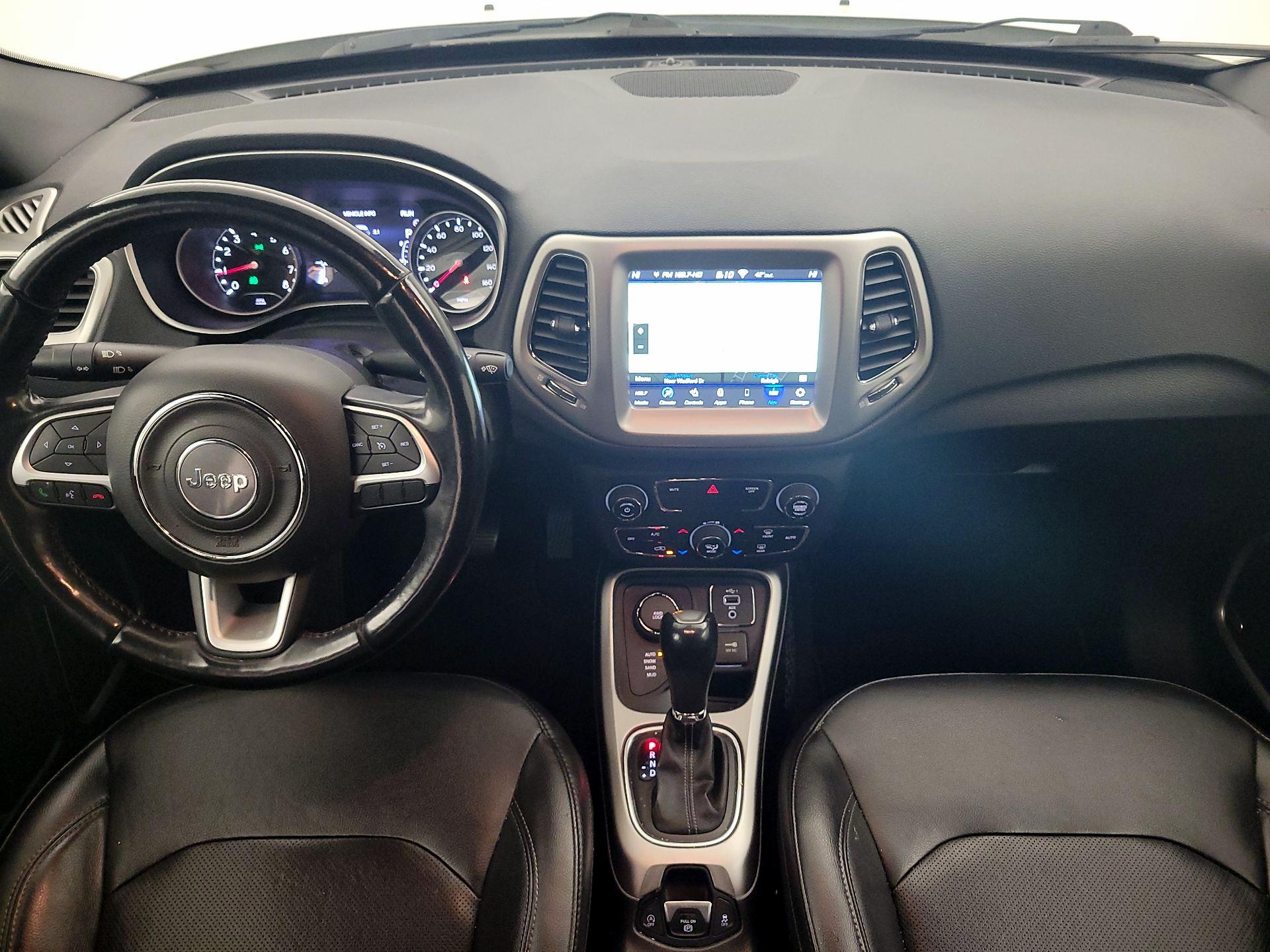 Thumbnail: 2020 Jeep Compass - 9