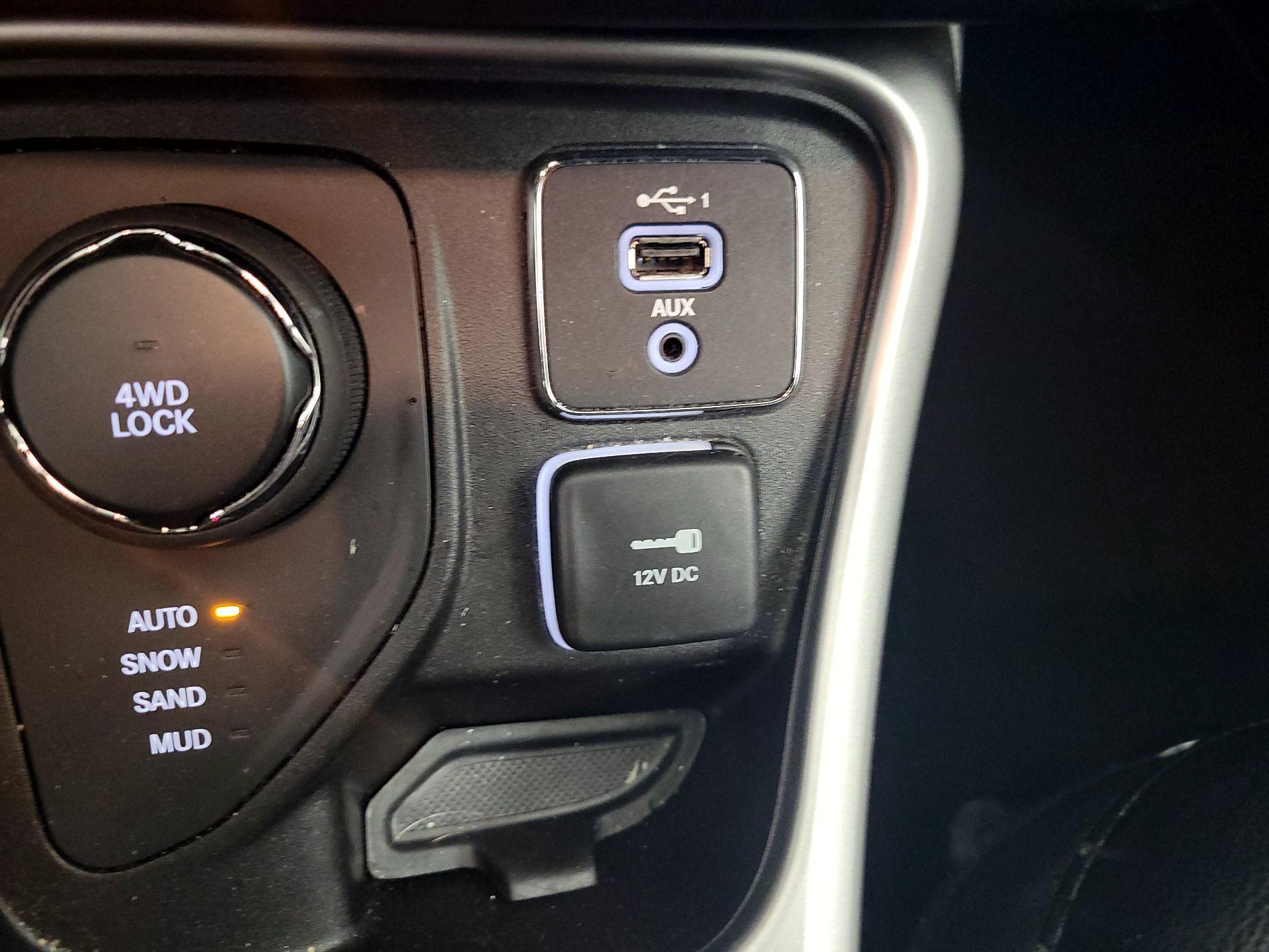 Thumbnail: 2020 Jeep Compass - 19