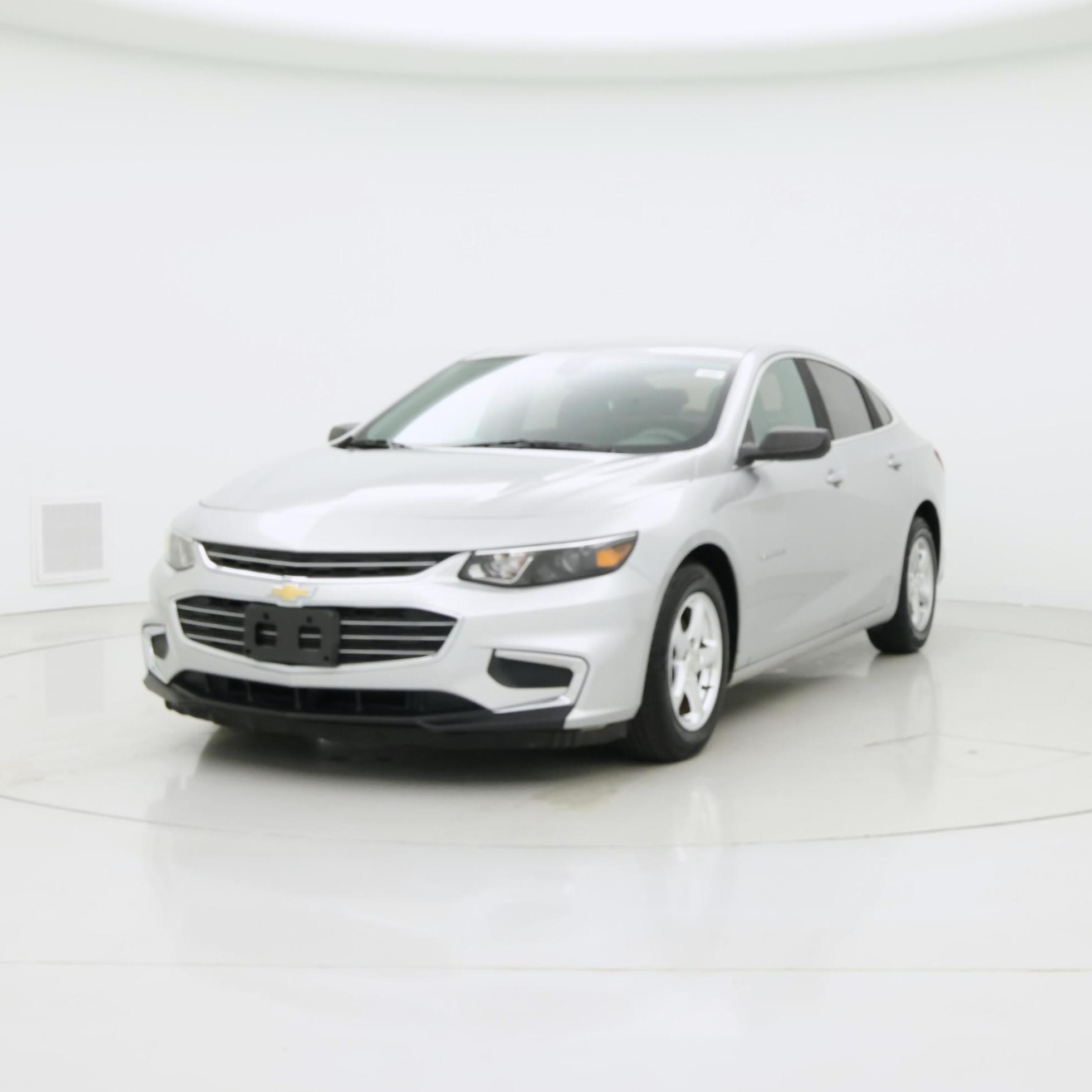 Thumbnail: 2018 Chevrolet Malibu - 4