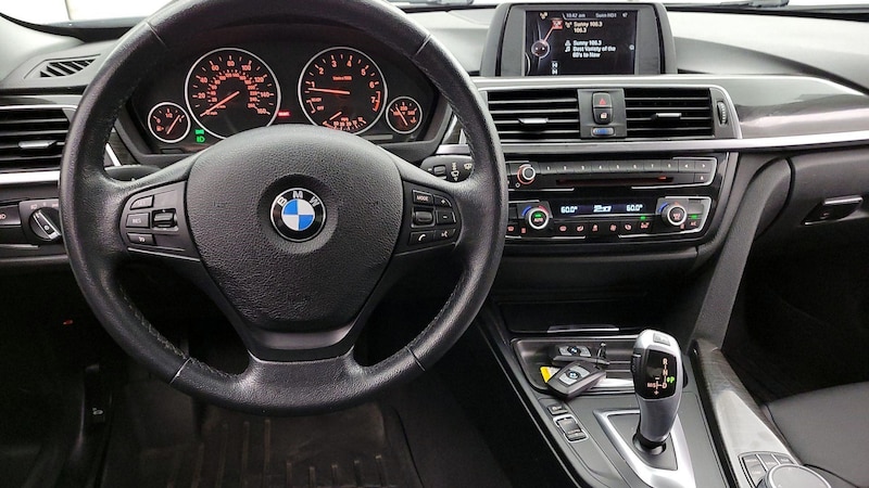 2015 BMW 3 Series 320i 21