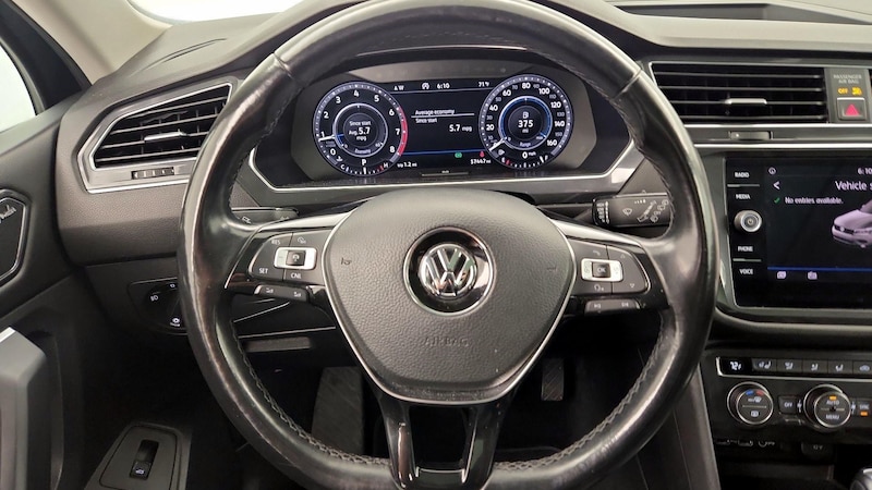 2018 Volkswagen Tiguan SEL 10