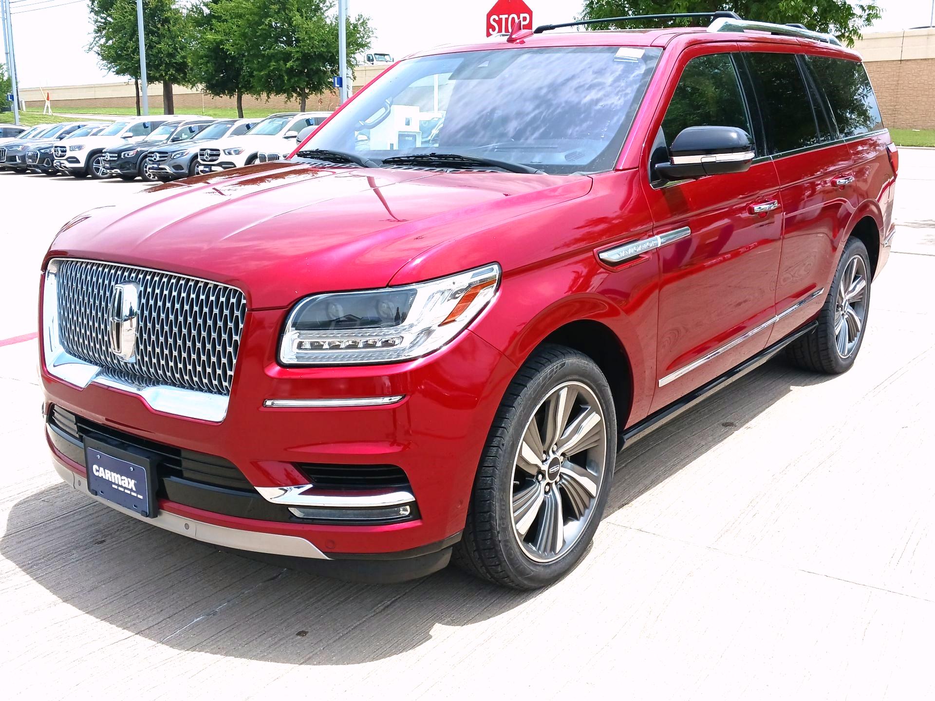 Thumbnail: 2019 Lincoln Navigator - 3
