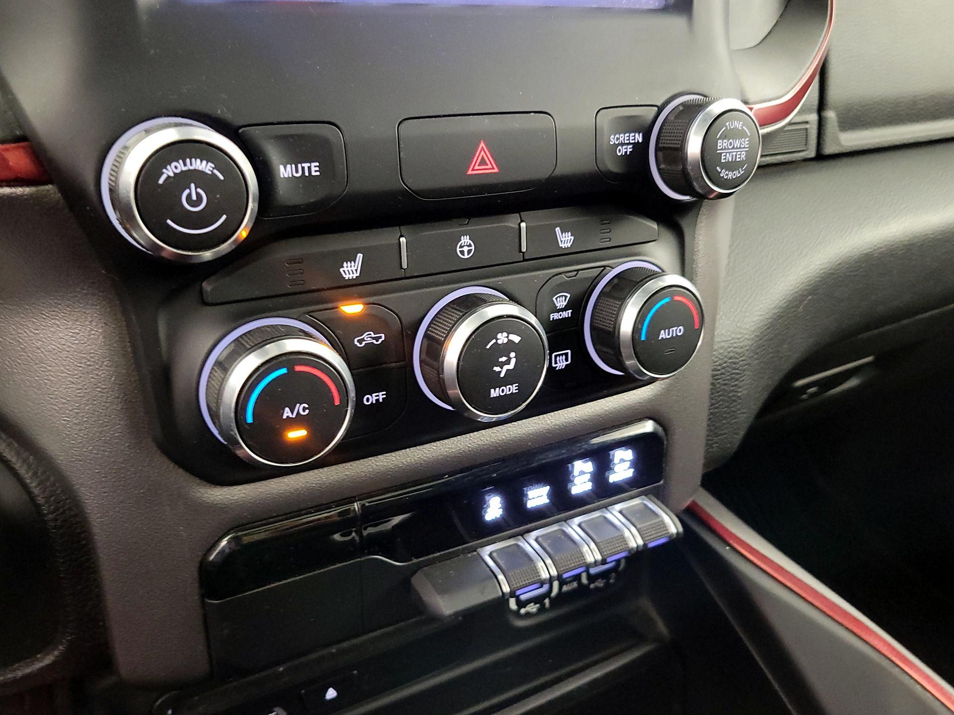 Thumbnail: 2019 RAM 1500 - 16