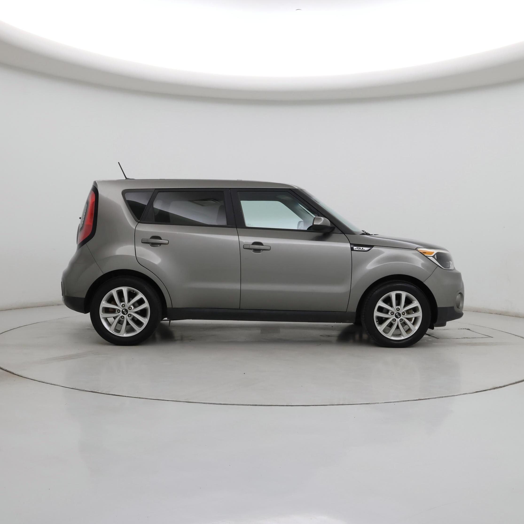 Thumbnail: 2017 Kia Soul - 7