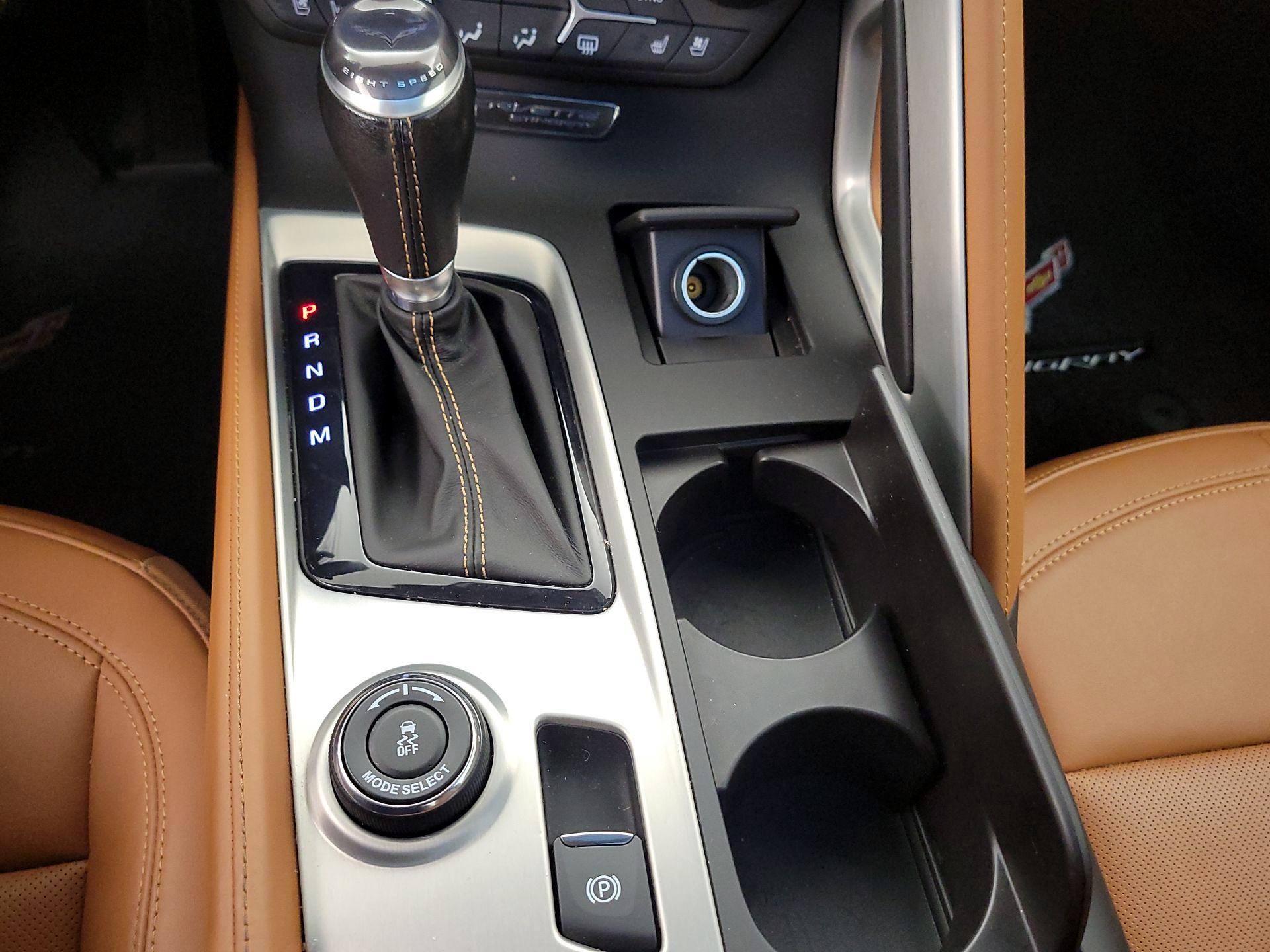 Thumbnail: 2015 Chevrolet Corvette - 17