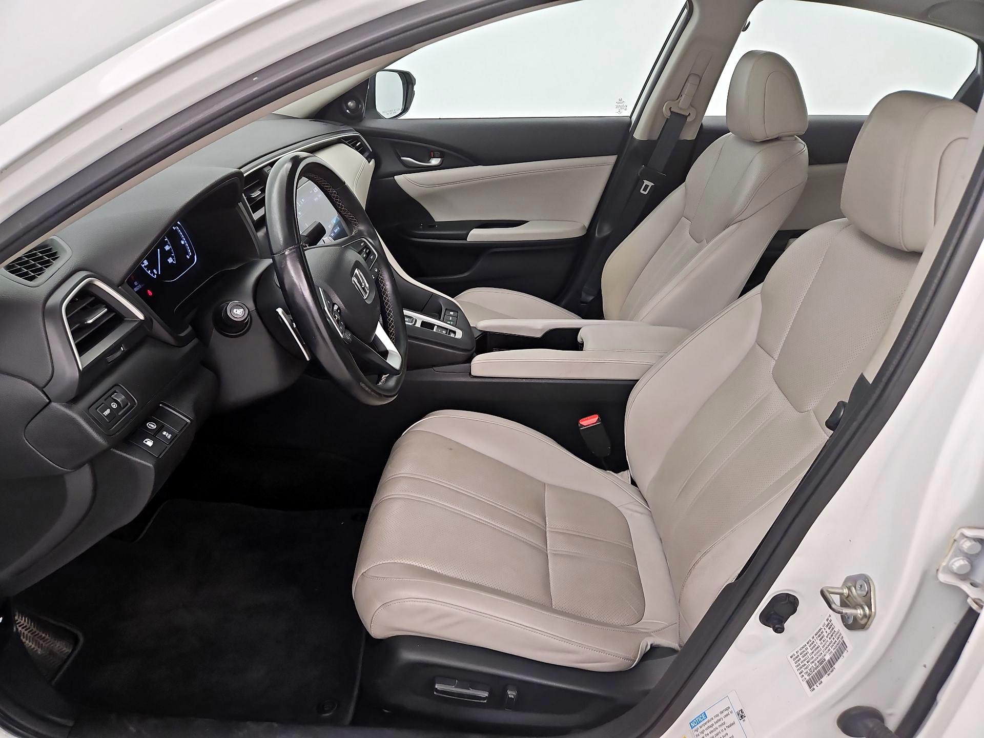 Thumbnail: 2019 Honda Insight - 11