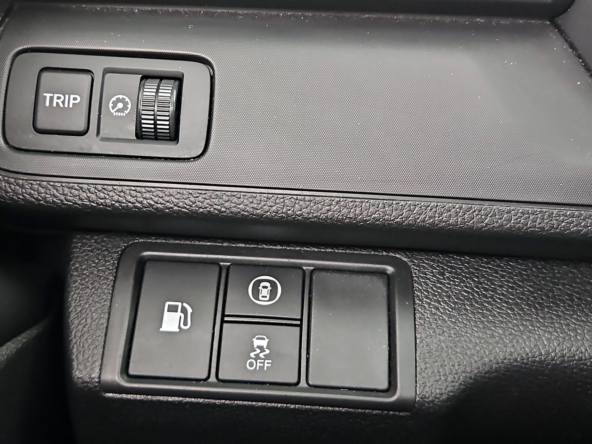 Thumbnail: 2019 Honda Insight - 13