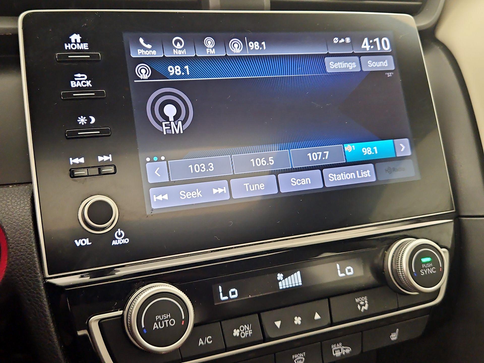 Thumbnail: 2019 Honda Insight - 16