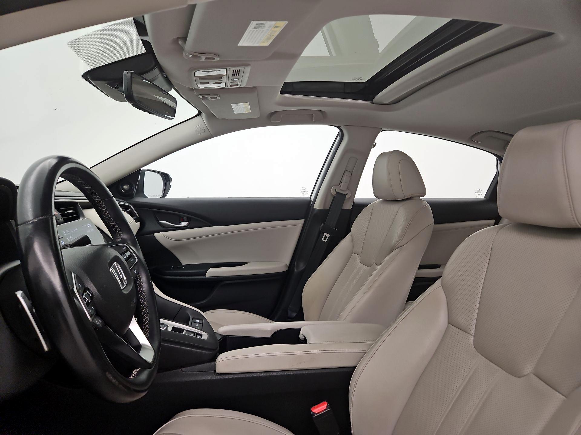 Thumbnail: 2019 Honda Insight - 20
