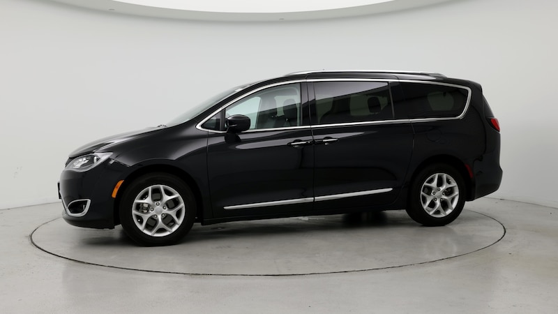 2018 Chrysler Pacifica  3