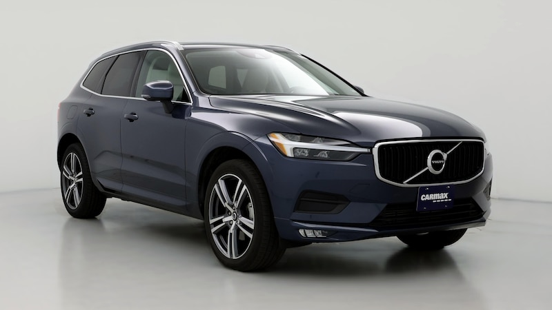 2021 Volvo XC60 T5 Momentum Hero Image