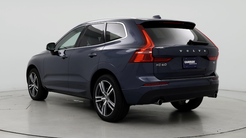 2021 Volvo XC60 T5 Momentum 2