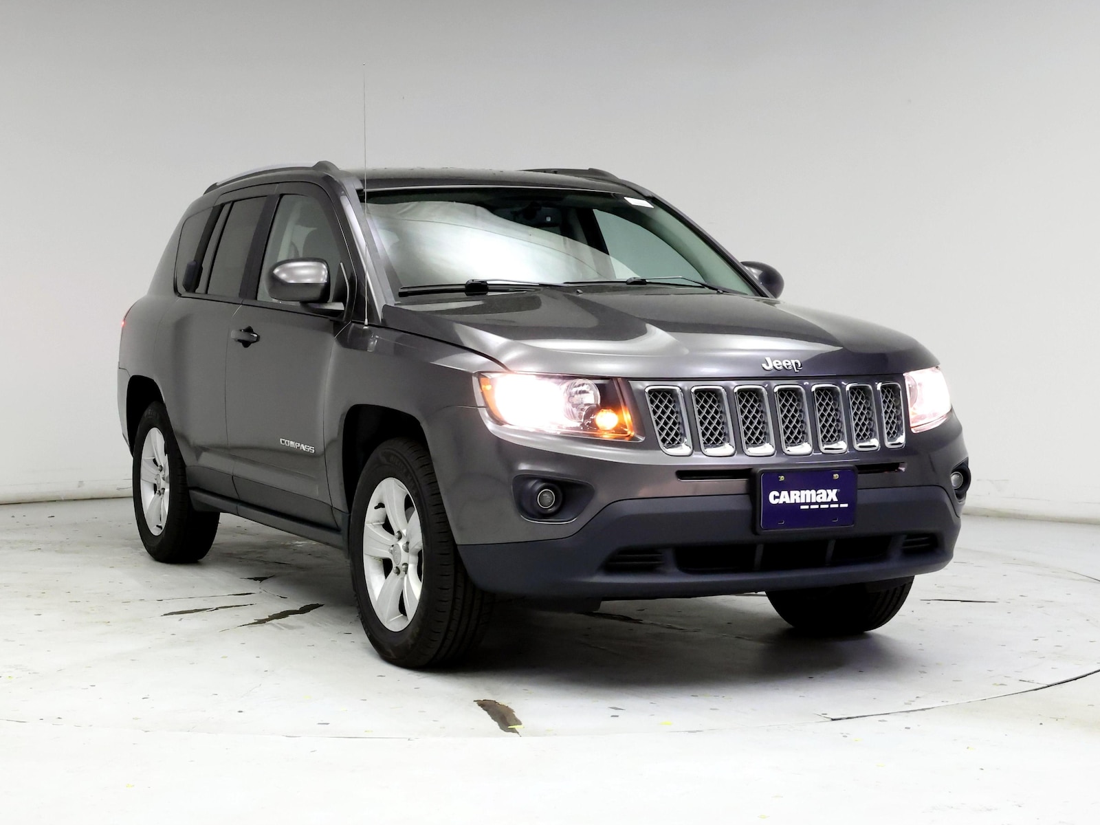 Used 2016 Jeep Compass Latitude with VIN 1C4NJDEB9GD758278 for sale in Kenosha, WI