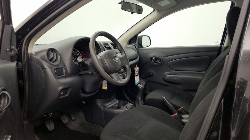 2014 Nissan Versa S 11