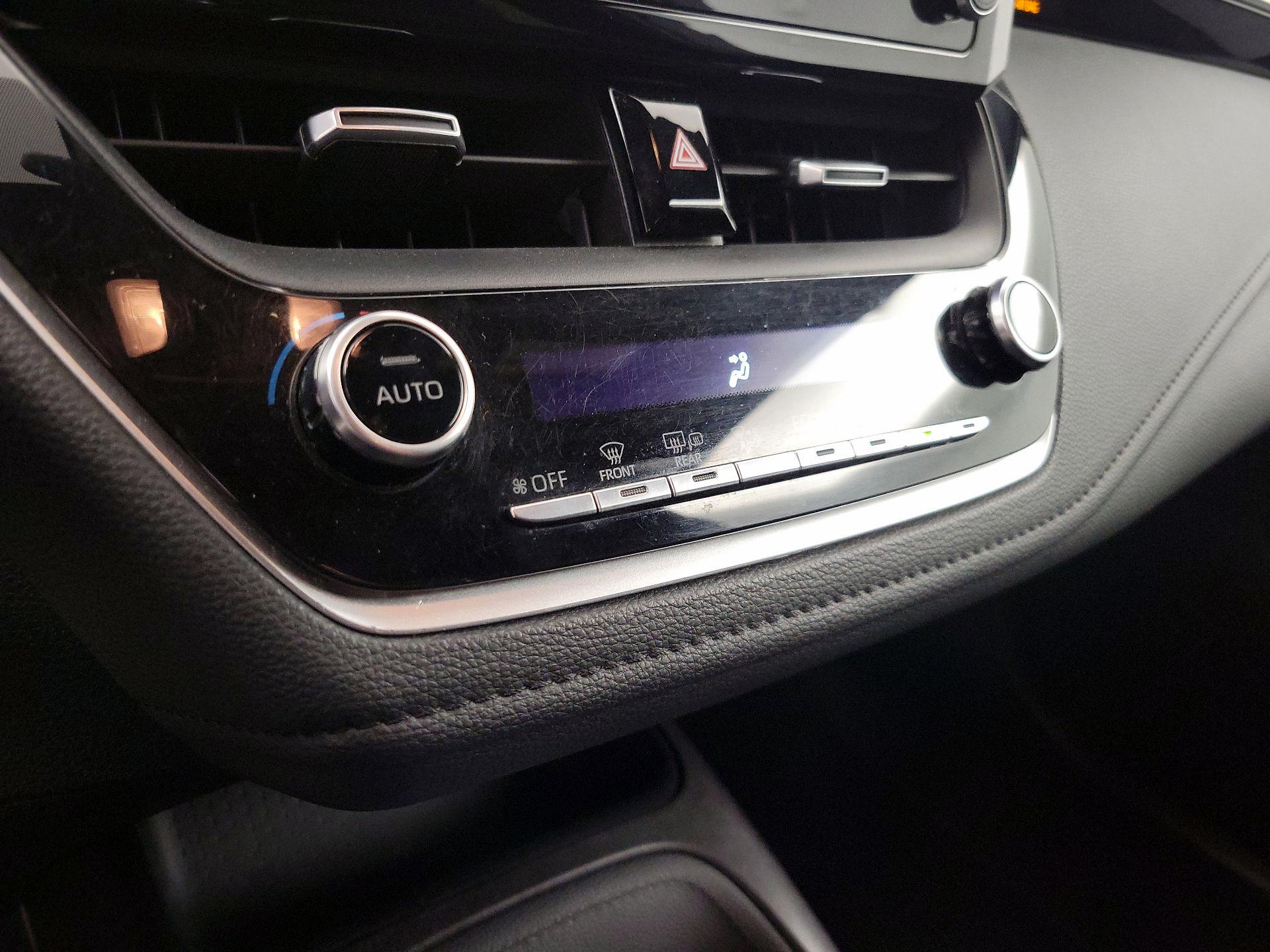 Thumbnail: 2020 Toyota Corolla - 16