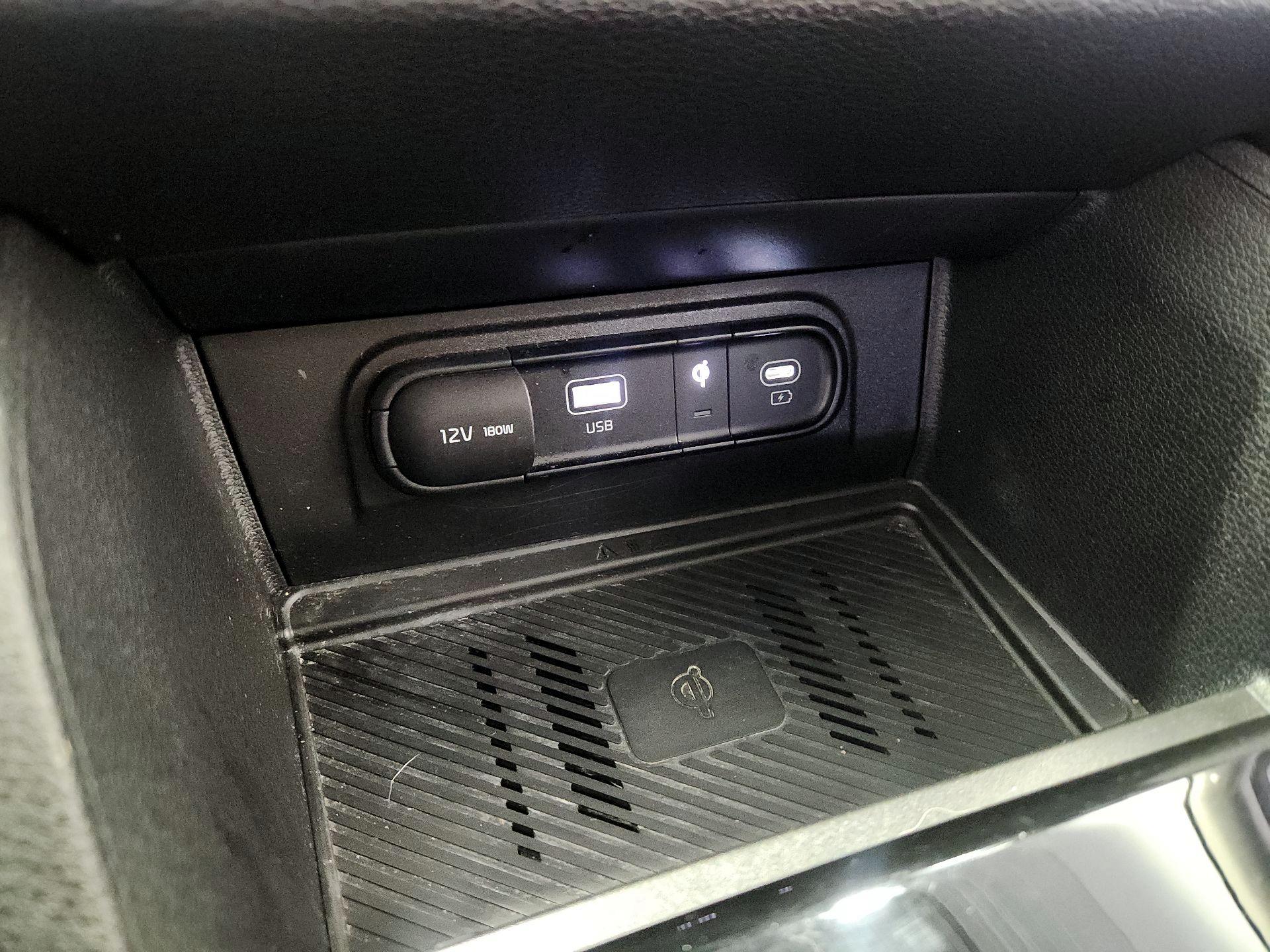 Thumbnail: 2023 Kia Sportage - 19