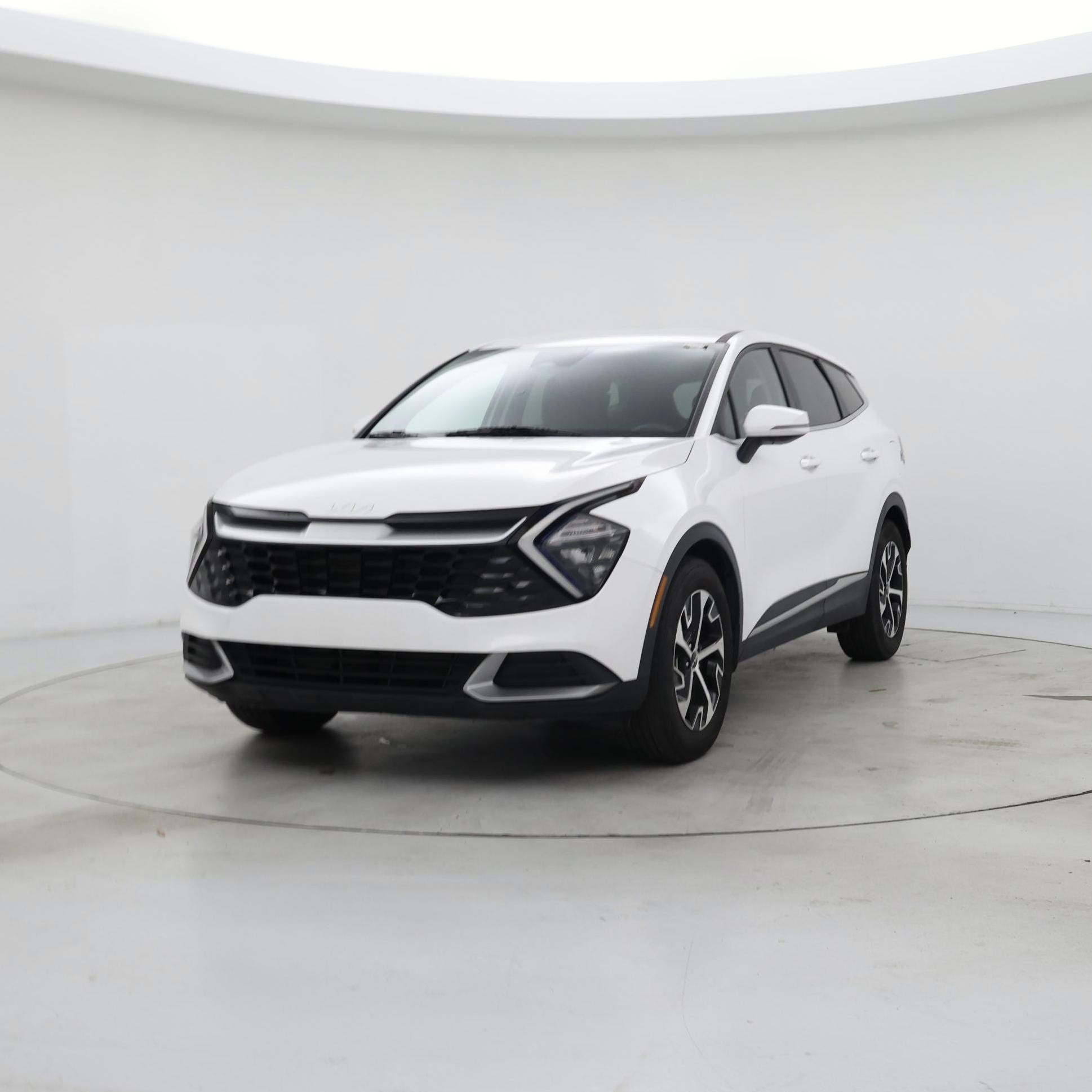 Thumbnail: 2023 Kia Sportage - 4