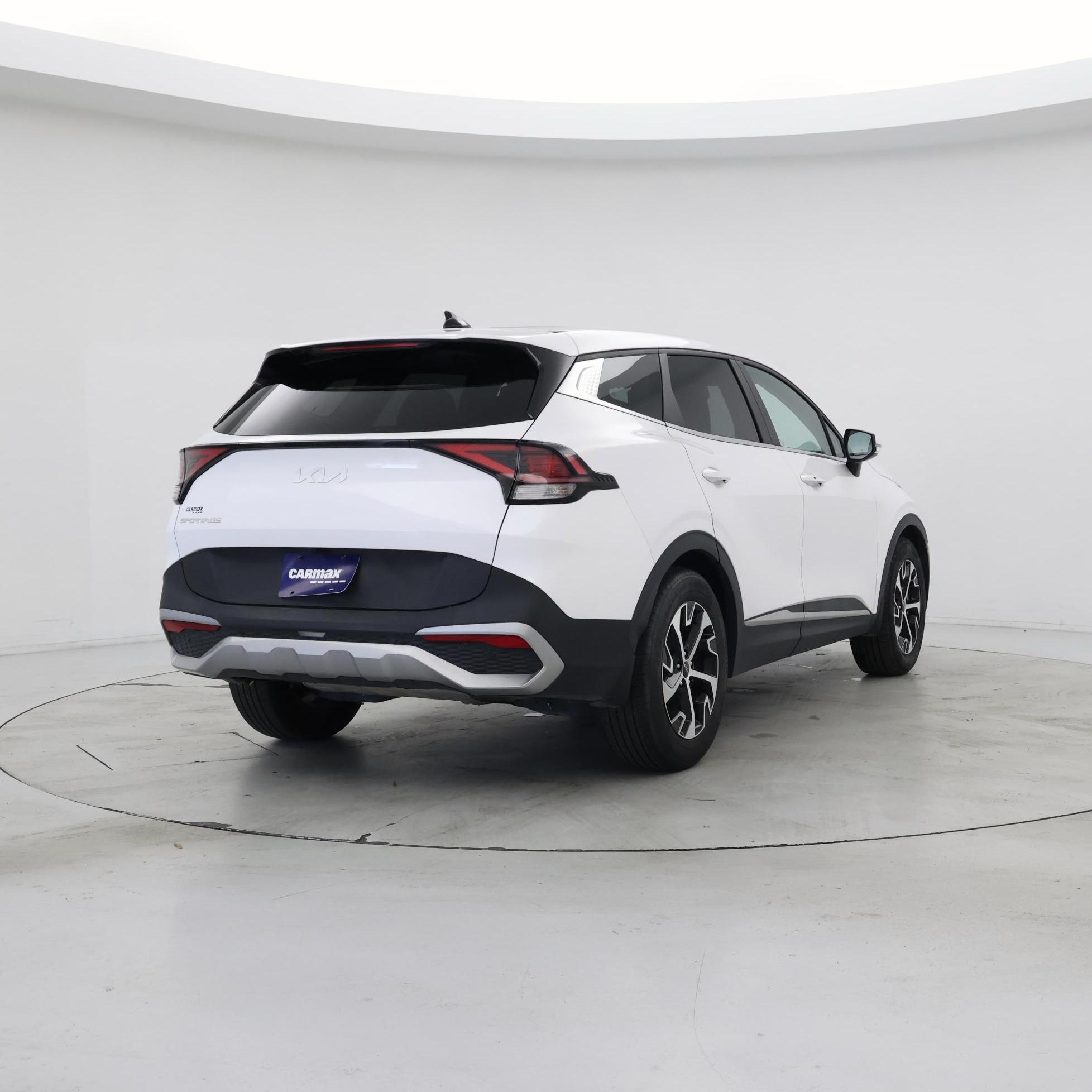 Thumbnail: 2023 Kia Sportage - 8