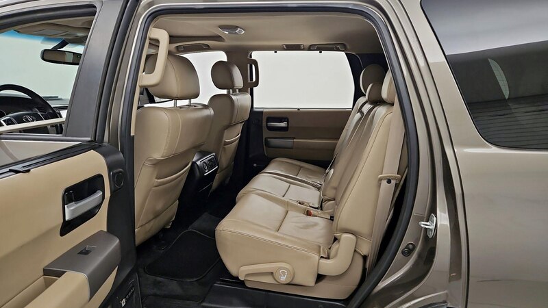 2016 Toyota Sequoia Limited 20