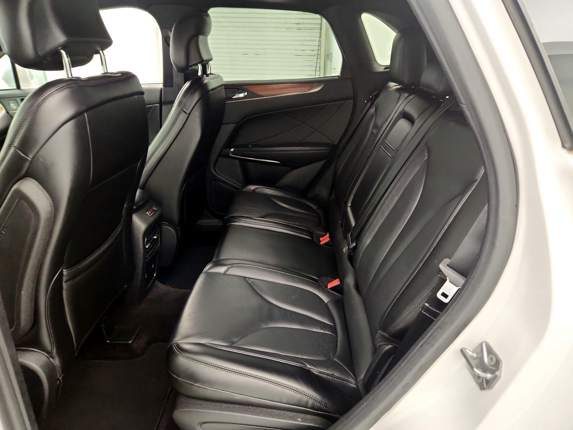 Thumbnail: 2019 Lincoln MKC - 20