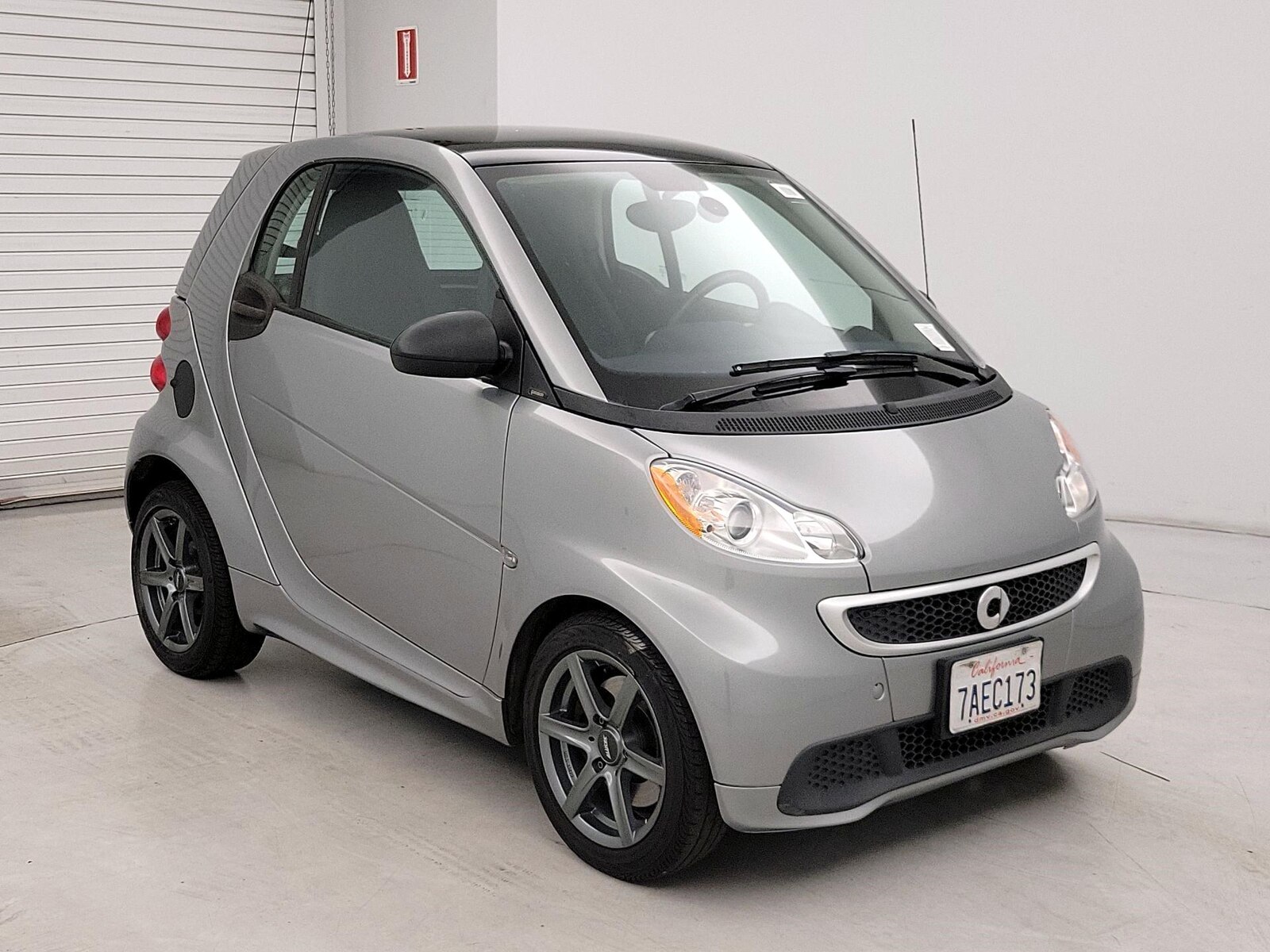 Used 2013 smart fortwo passion with VIN WMEEJ3BAXDK667812 for sale in Spokane Valley, WA