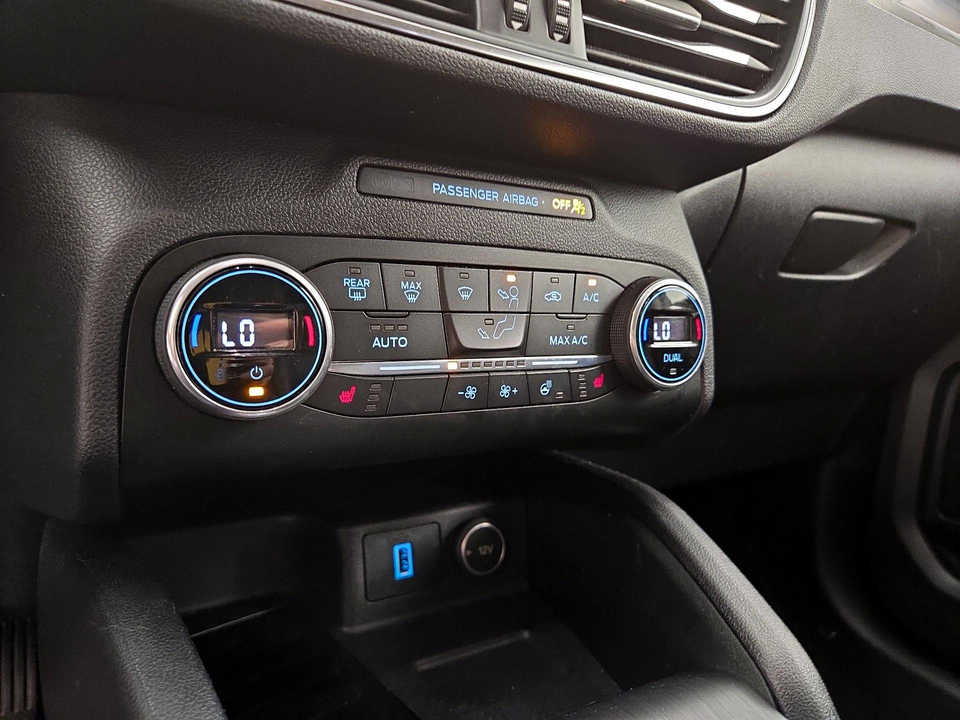 Thumbnail: 2020 Ford Escape - 17