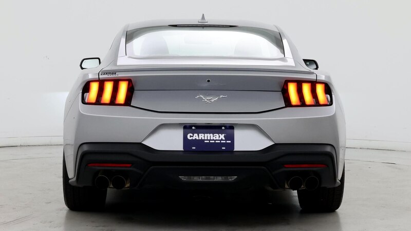 2024 Ford Mustang  6