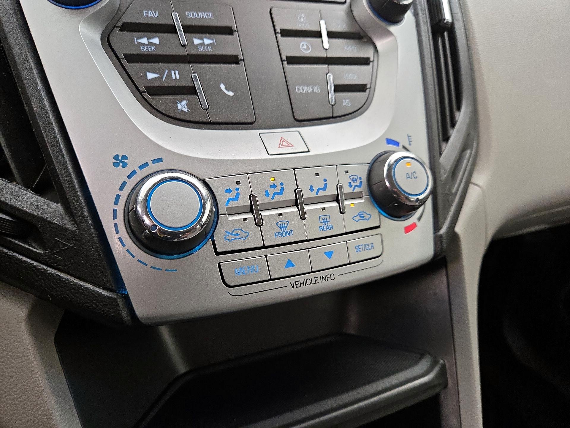 Thumbnail: 2017 Chevrolet Equinox - 15