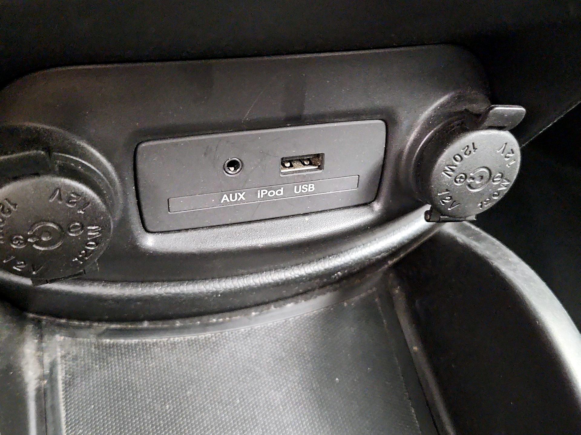 Thumbnail: 2013 Kia Soul - 17