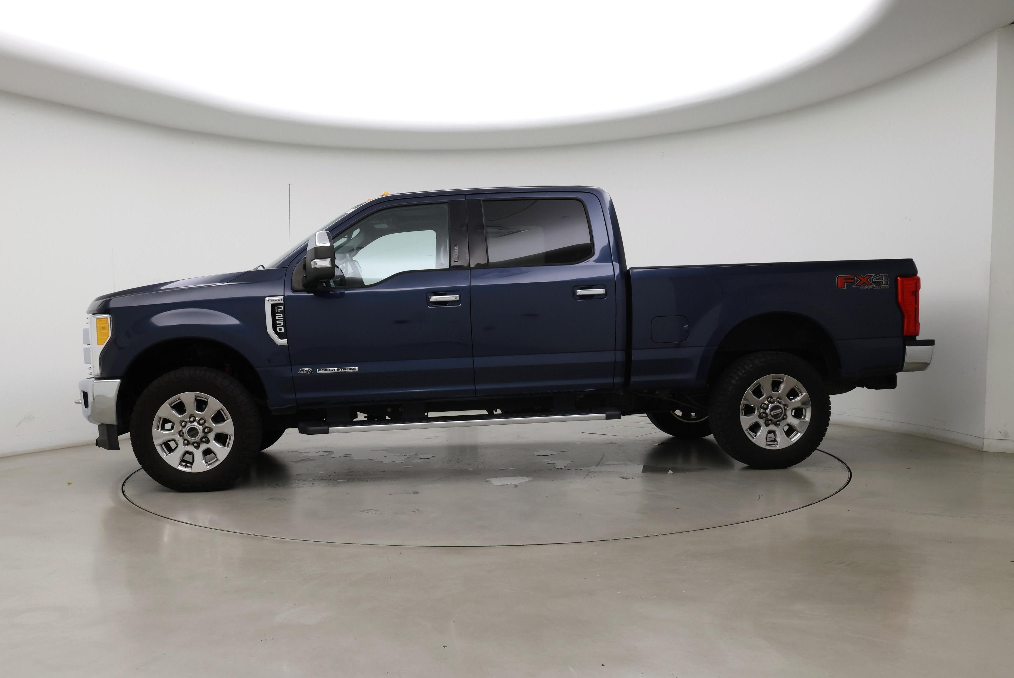 Thumbnail: 2017 Ford F-250 - 3