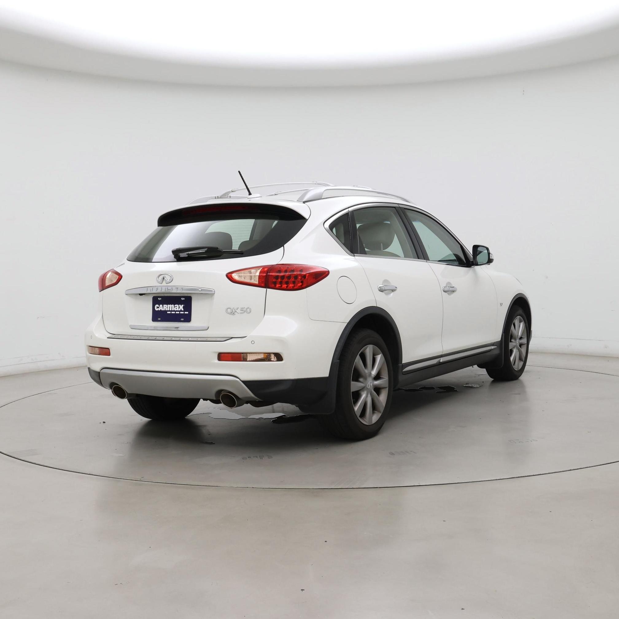 Thumbnail: 2016 INFINITI QX50 - 8