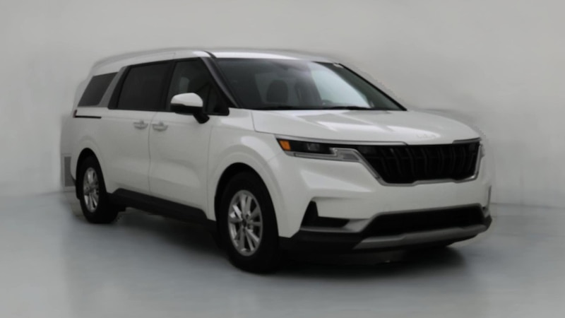2023 Kia Carnival LX Hero Image