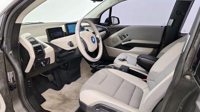 2015 BMW i3 Mega World 11